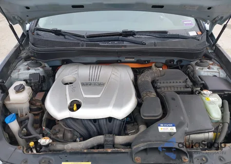 2012 Hyundai Sonata Hybrid from USA, damaged, VIN KMHEC4A41CA044671